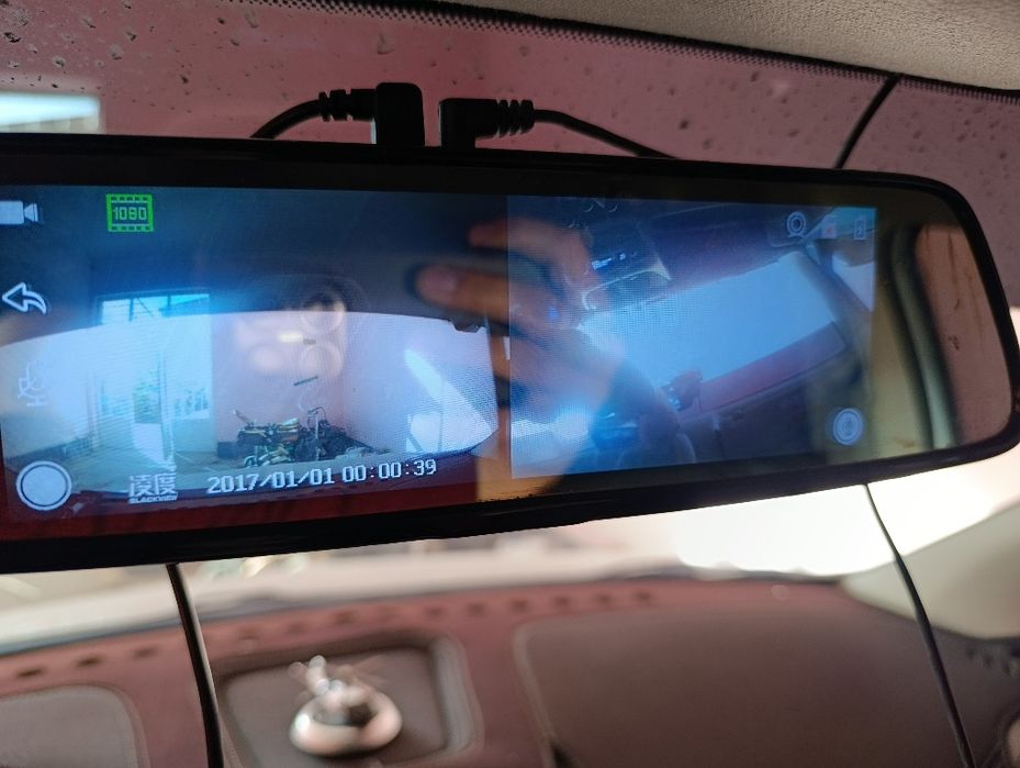 Videregistrator sotiladi srochno