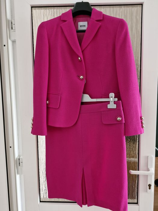 Costum  Moschino 100% lana