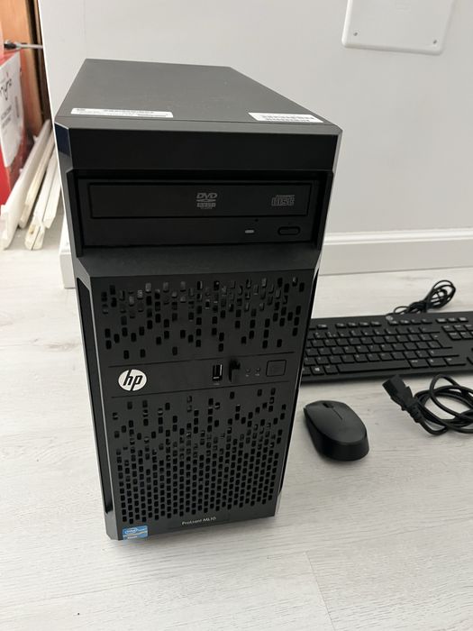 Unitate PC HP, Procesor Intel, placa video AMD