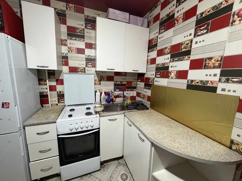 продам шкаф кухонный для кухни