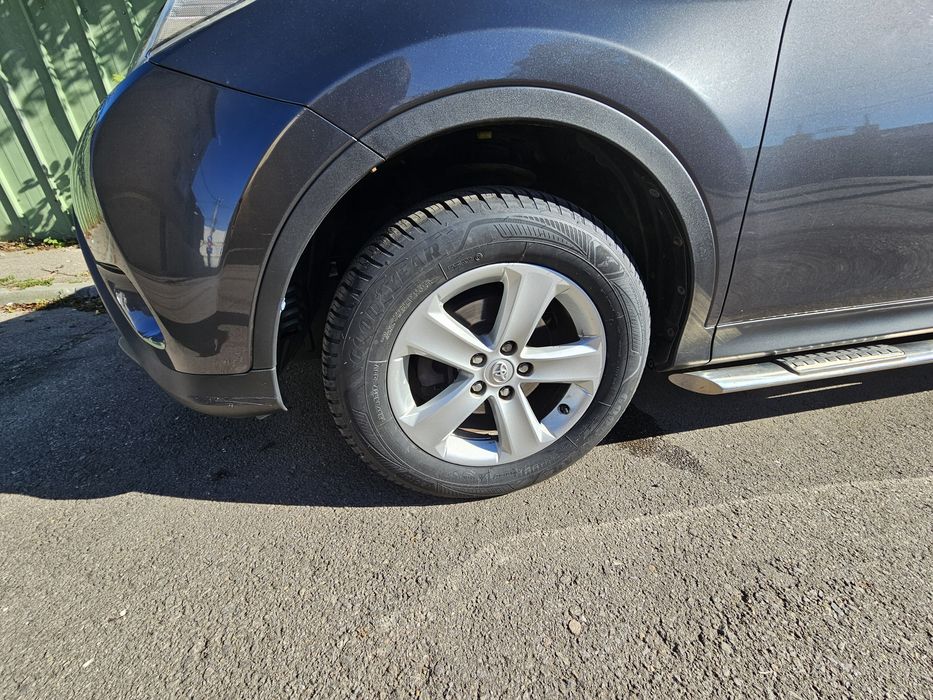 TOYOTA RAV4 2013 — imagine 2