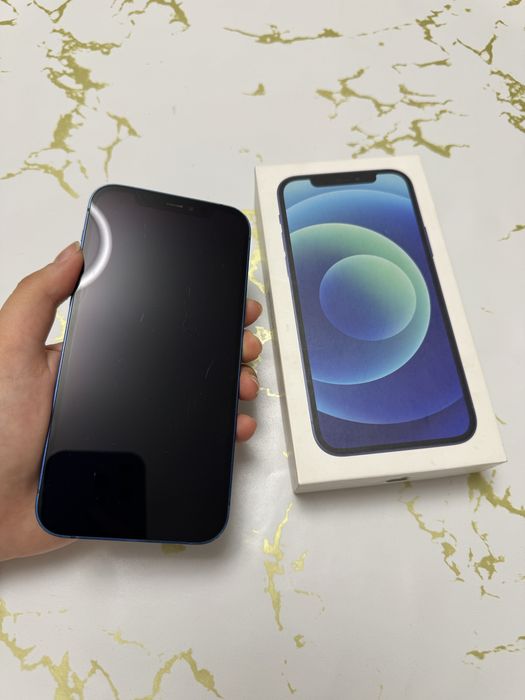 iPhone 12, в хорошем состоянии