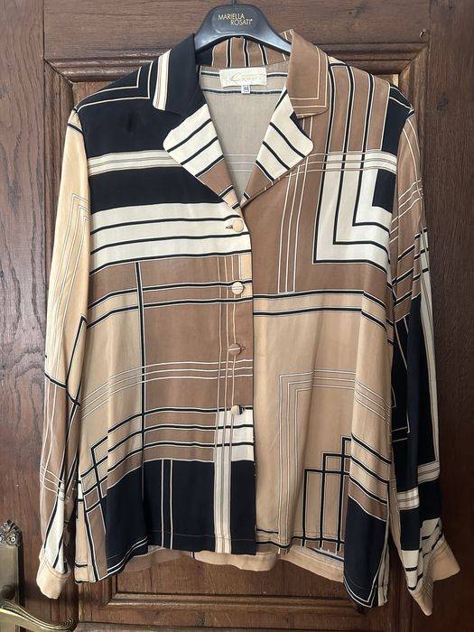 Уникален костюм от вълна с бонус блуза