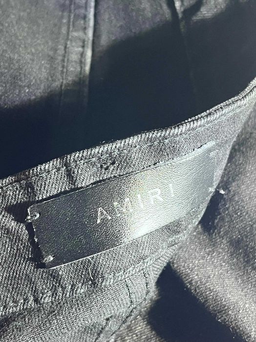 Blugi Amiri Distressed