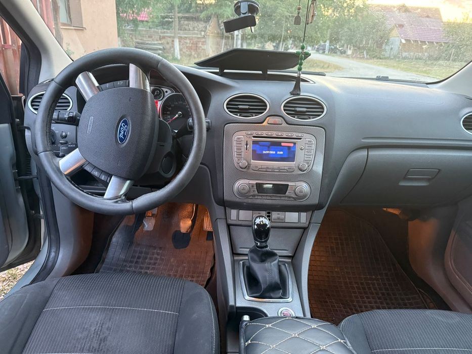 FORD Focus 2010 — imagine 2