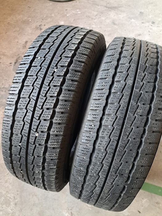 2 anvelope iarnă 205 65 r16 C Hankook