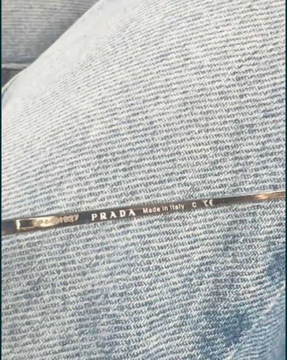 Оргинални очила на Prada