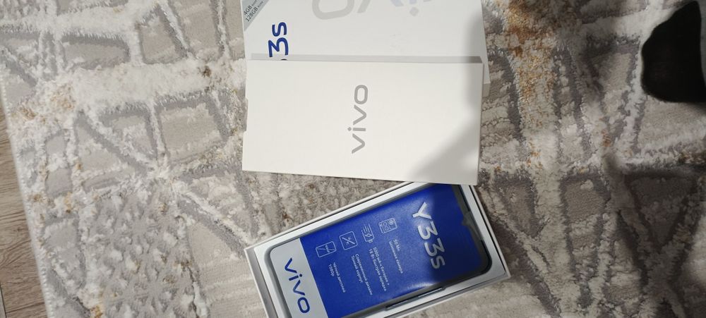 Продам телефон vivo y33s