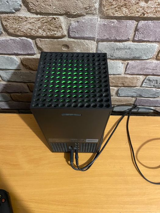 Xbox Series X 1TB черный