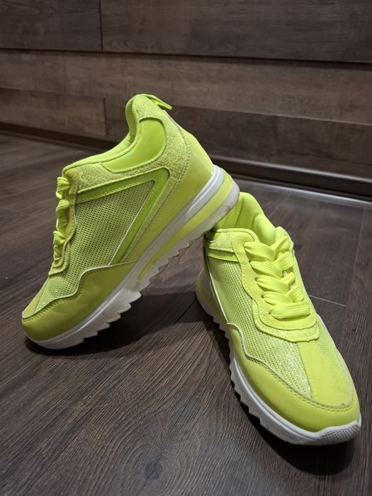 Кецове на платформа