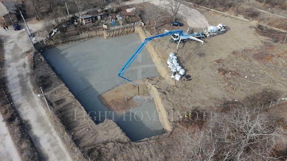 Реф. 1018 Тристаен апартамент / Модър