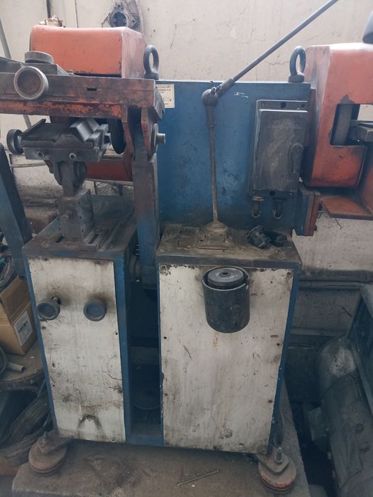 Polizor unghiular multifunctional