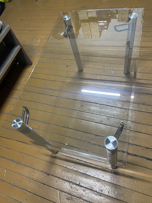 Стол стеклянный новый