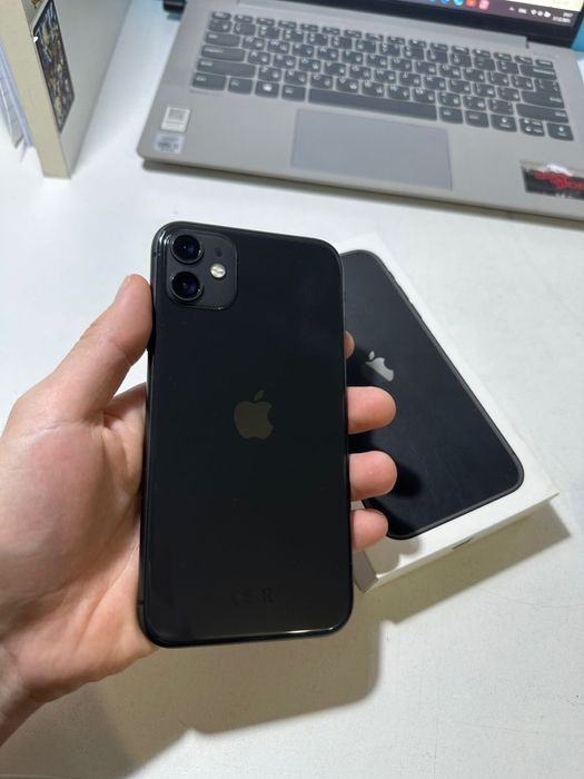 Продам айфон 11.