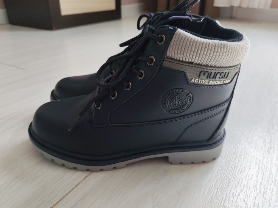 Новые зимние ботинки 34 размера