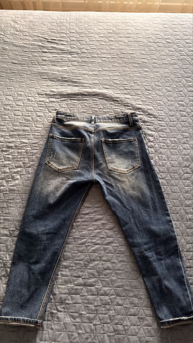 Мъжки накъсани дънки РАЗМЕР 24