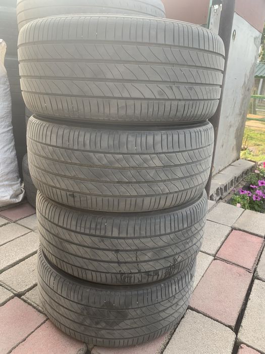 Летняя резина Michelin 255/45/18