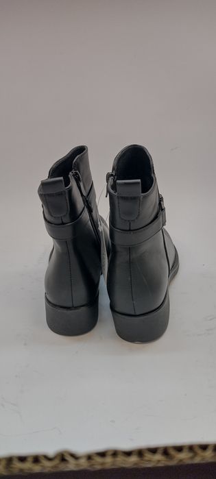 Дамски зимни боти. Чисто нови, 38 номер.