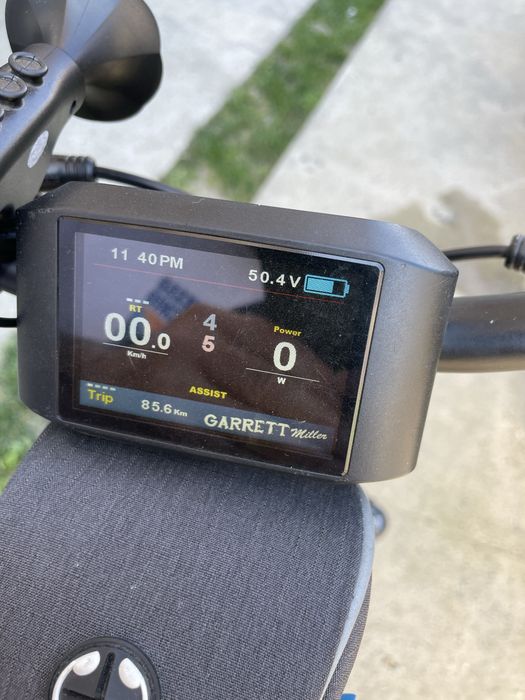 Vînd bicicletă electrică Lombardo