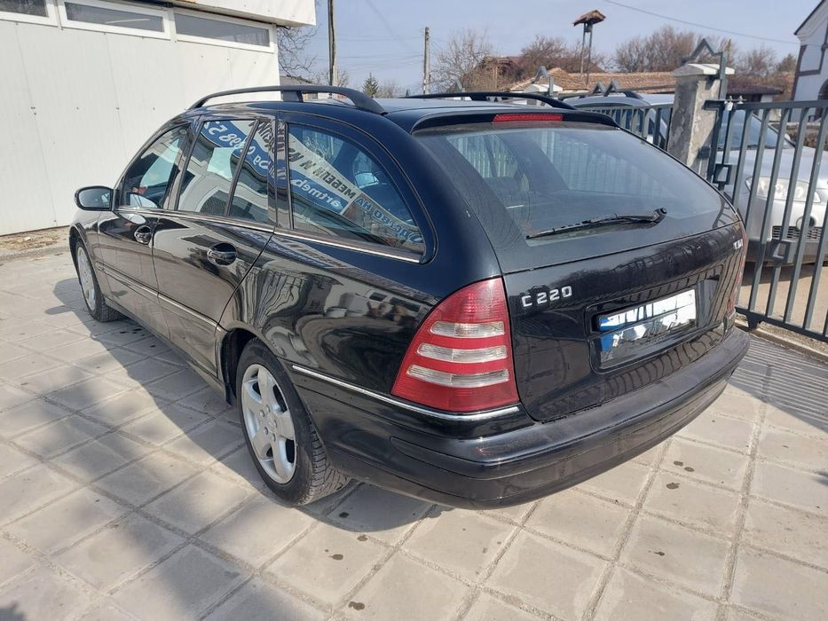 Мерцедес комби  CDI E 220 автоматик дизелов