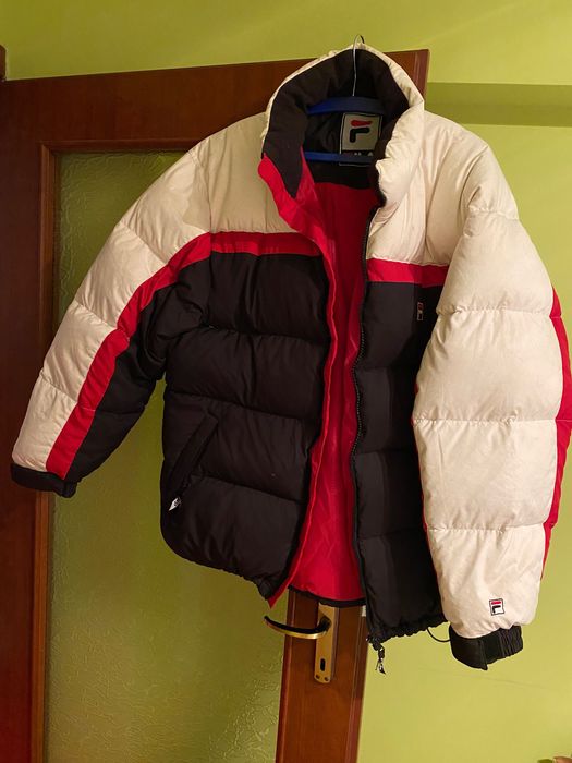 Geaca cu umplutura de puf de rața originală