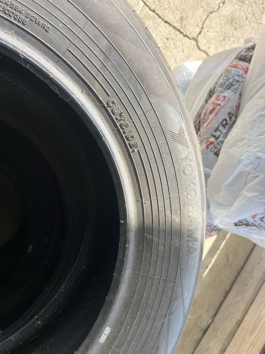 Продам шины новые 215/65 R17