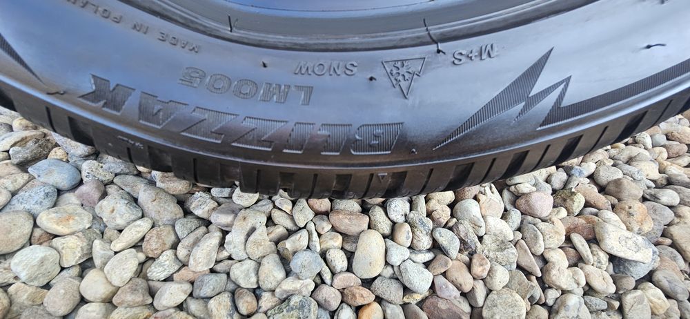 Anvelopa Pirelli 225/60 R17 99H M+S Brigestone 235/45 R18 98V