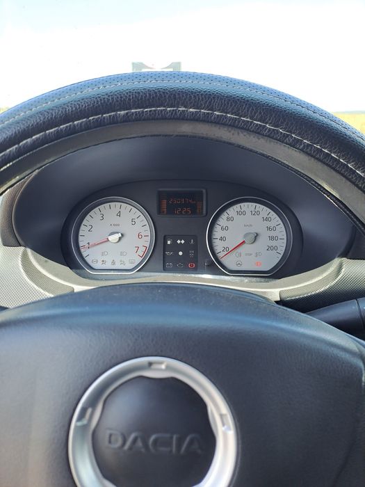 Dacia Logan GPL + Benzina 1.2 16v 2011 euro 5 negru