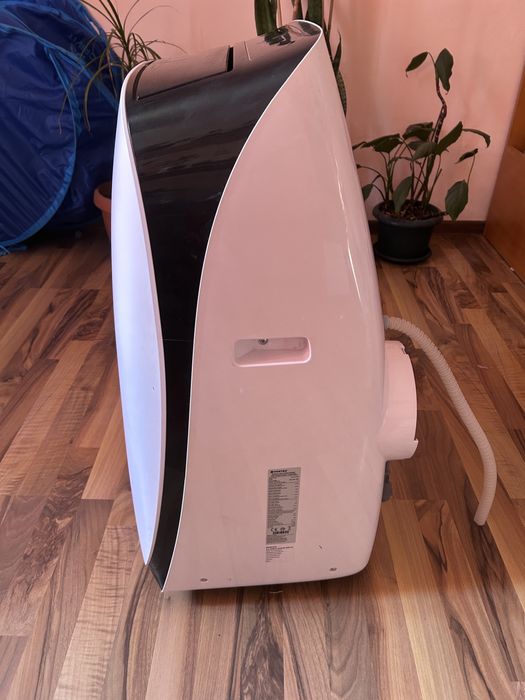 Aparat de aer conditionat portabil