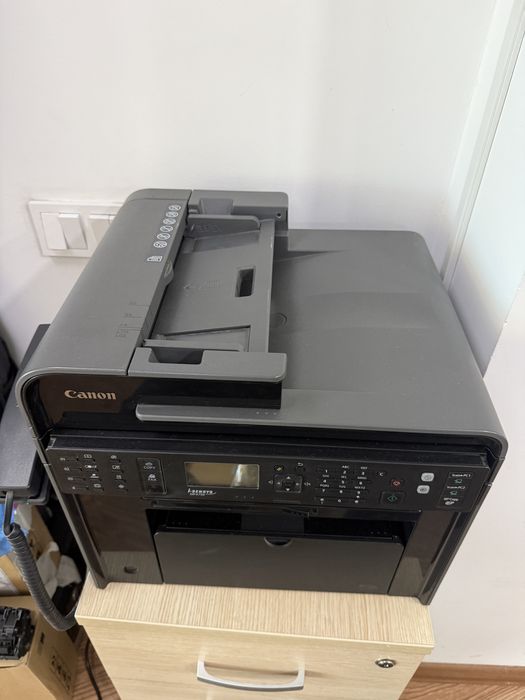 Продам мфу (принтер, копер, сканер)  Canon MF 4750