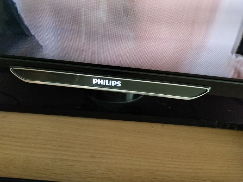 Телевизор Fhilips 47"(120см)