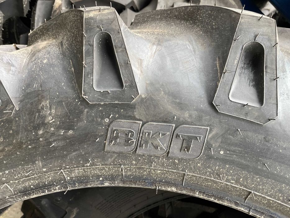 12.4-36 Anvelope agricole de tractor spate cu garantie 8 PLIURI