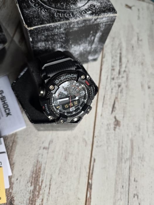 Часовник Casio GG-B100-1AER