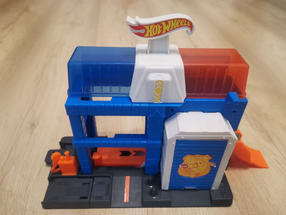Pista Hotwheels Turnul Politiei Jhl74