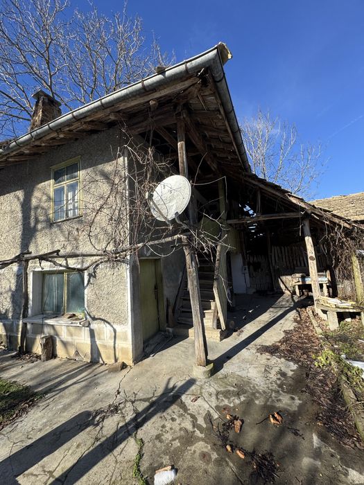 Продава се Къща в Попово - 160 кв.м за 61 €/кв.м - Снимка #1