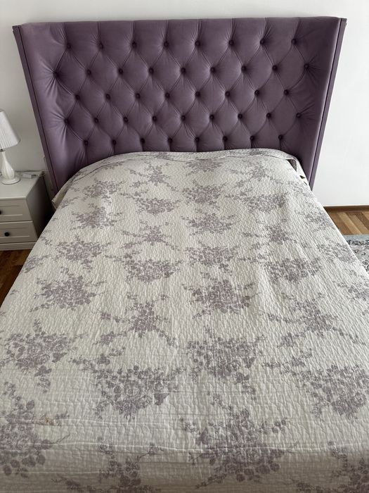 Двухспальная кровать