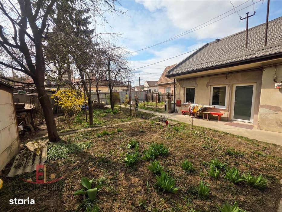 Casa de vanzare, Central, 65mp,  Zona 0, curte, Targu Mures