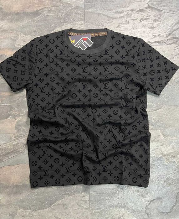 Мъжки Тениски Essentials