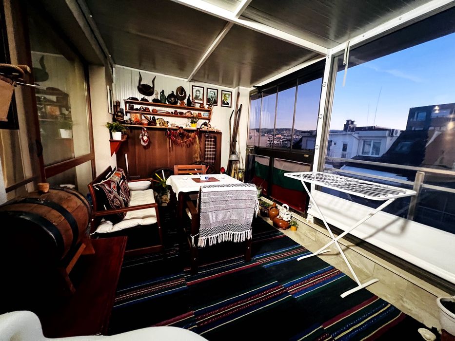 Продава се Тристаен апартамент в Варна, Център - 117 кв.м за 2308 €/кв.м - Снимка #16