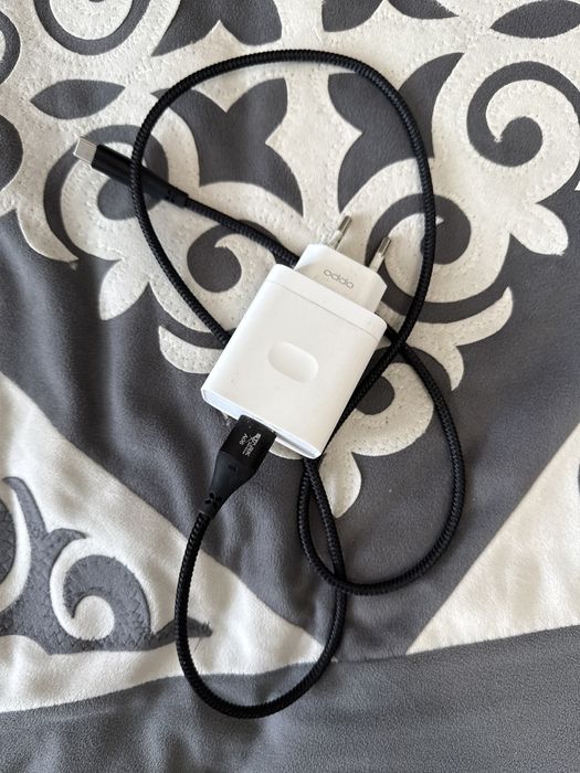 Оппо А74 в хорошем состоянии