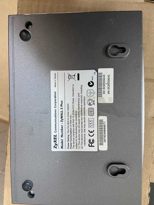 ZyXEL ZyWALL 2 Plus router