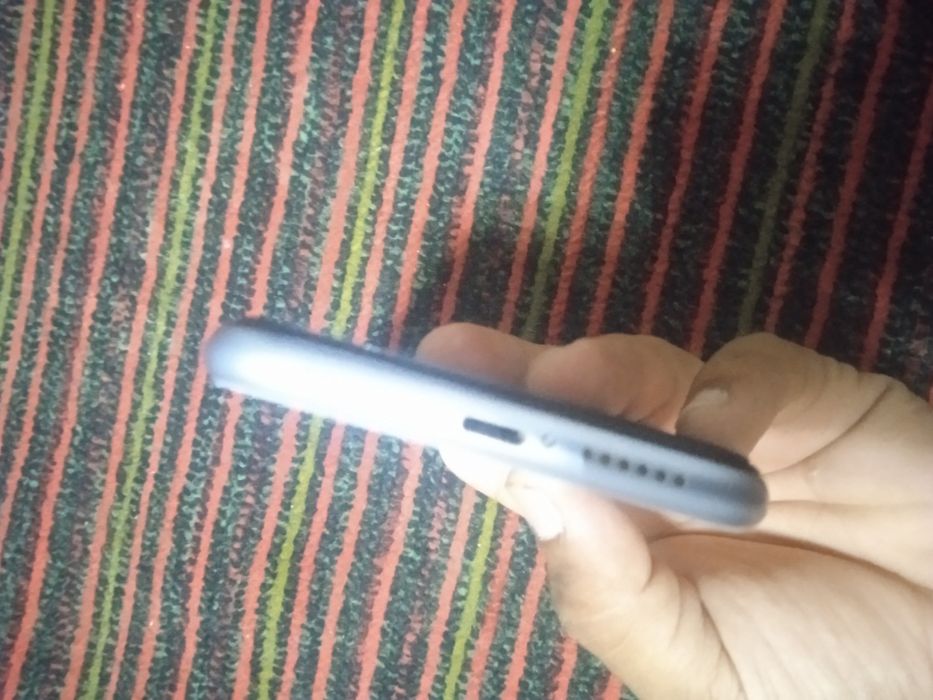 iPhone 11 yengi 2 haftalik telefon