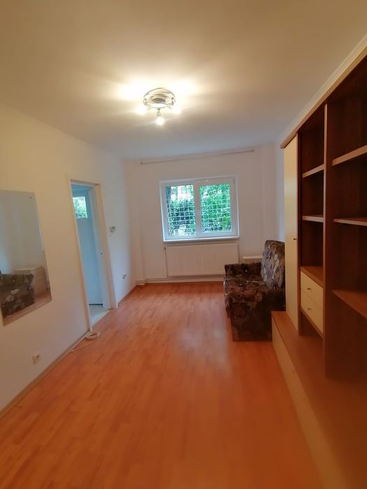 Proprietar vând garsoniera 32mp în Racadau