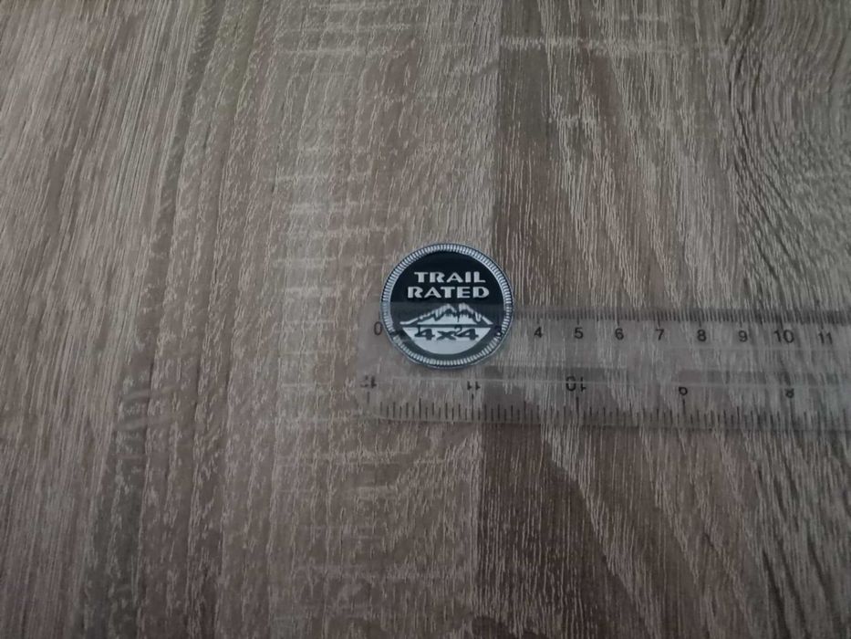 емблема черен кръг Trailrated за Jeep