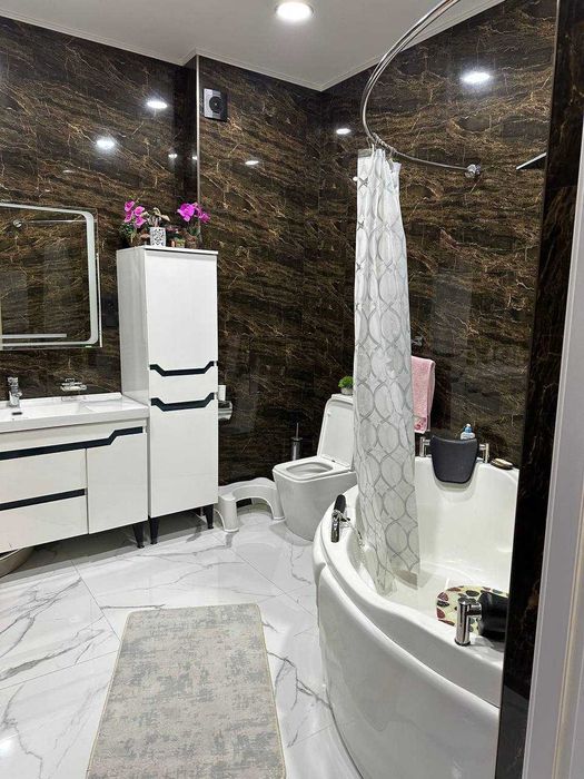 4-комнатная с ремонтом, 117м², 2 санузла, Мирабад, Нукусская`