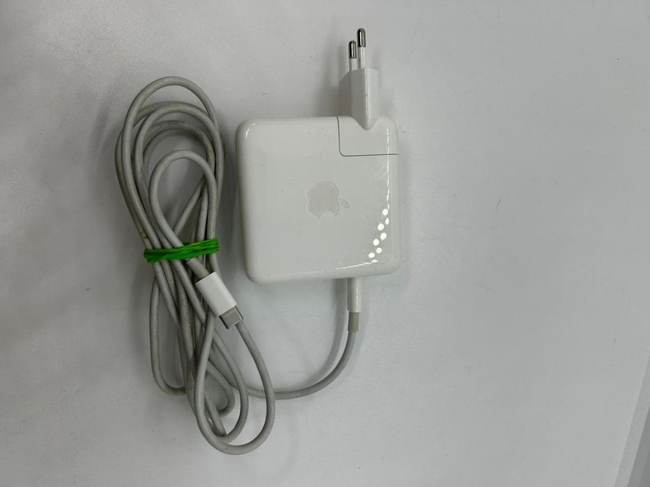 MacBook Apple Pro 13 inchi, 2016 -D-