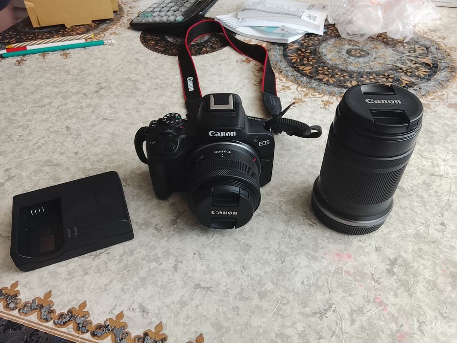 Фотоаппарат Canon EOS R50