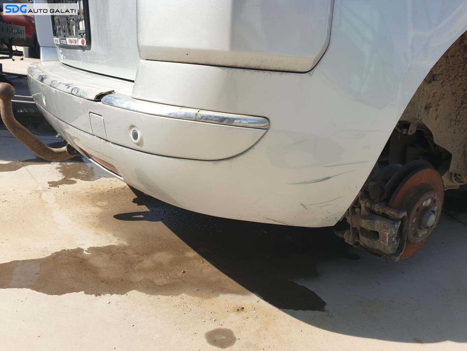 Bara Spoiler Spate cu Locas Senzori Parcare cu Imperfectiuni Citroen C4 Grand Picasso 2006 - 2013 Culoare EZR [Q3226]