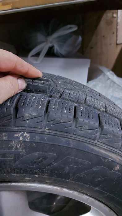 Шина с диской одна