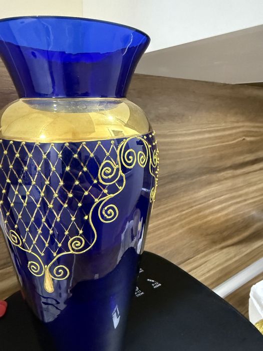 Винтидж ваза с позлата Murano